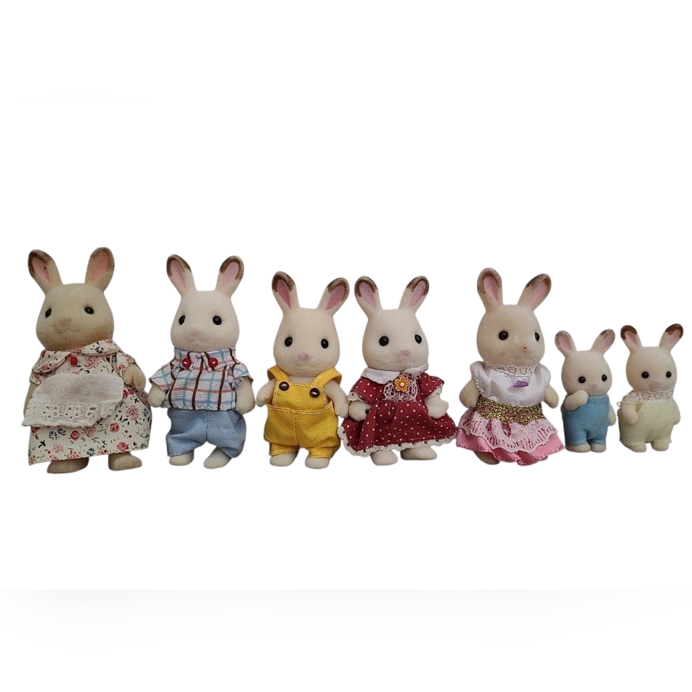 Bunny Family Figurine Set - Calico Critters